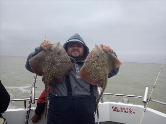 8 lb Thornback Ray by stuart gravely