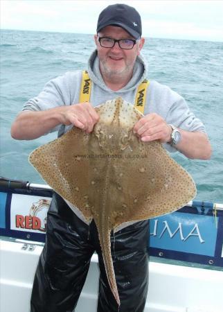9 lb 1 oz Blonde Ray by Ian Slater