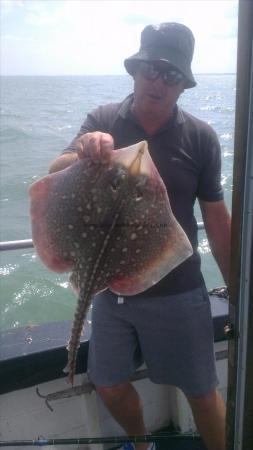 6 lb 10 oz Thornback Ray by gary from medway