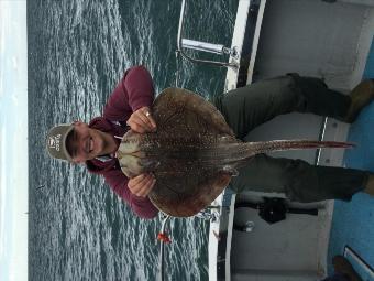 11 lb Undulate Ray by Unknown