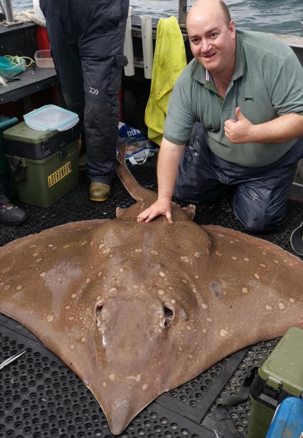 193 lb Common Skate by chris fabiani