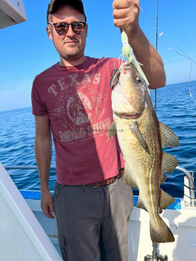 5 lb 2 oz Cod by Tom.