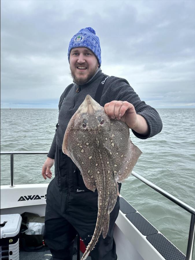 4 Kg Thornback Ray by Ray Crowe