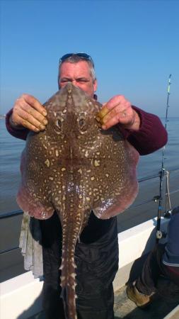 10 lb 12 oz Thornback Ray by brad jones