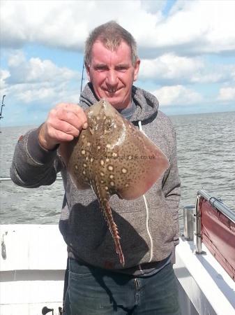 2 lb 5 oz Thornback Ray by Dave Smith