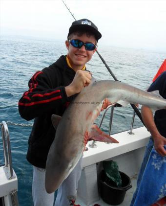 28 lb 8 oz Tope by Andy Truelove