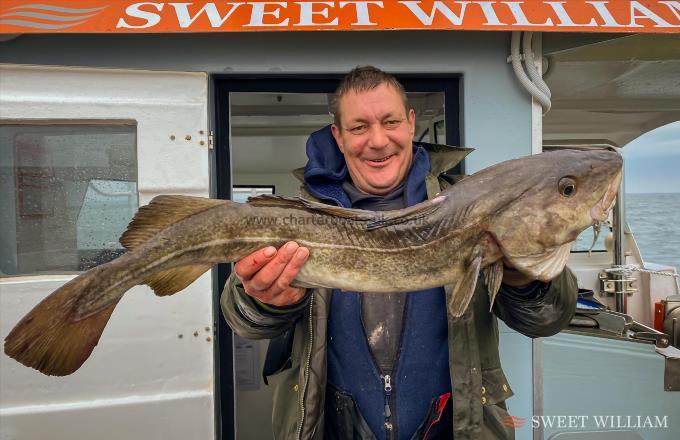 9 lb 15 oz Cod by Daz