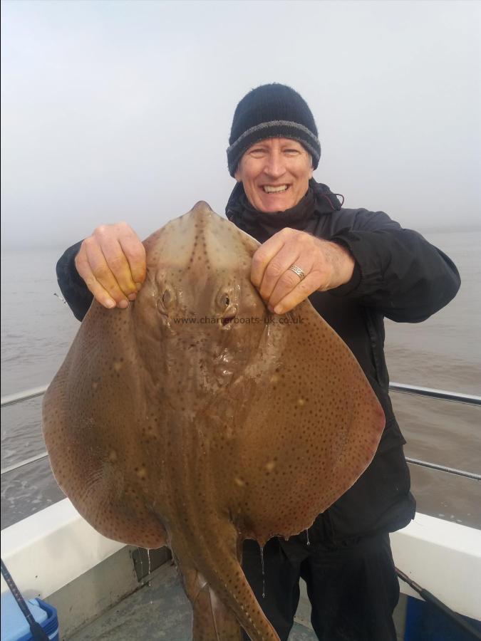 19 lb 4 oz Blonde Ray by Graham rowe