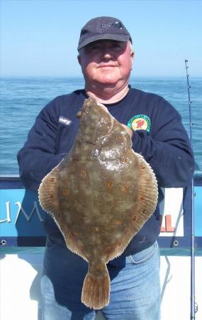 5 lb 8 oz Plaice by Bernard Campbell