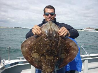 16 lb 6 oz Undulate Ray by Tom