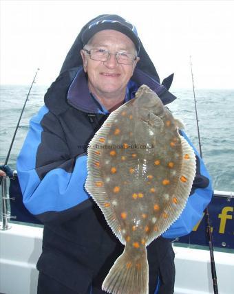 2 lb 10 oz Plaice by Andy Collings