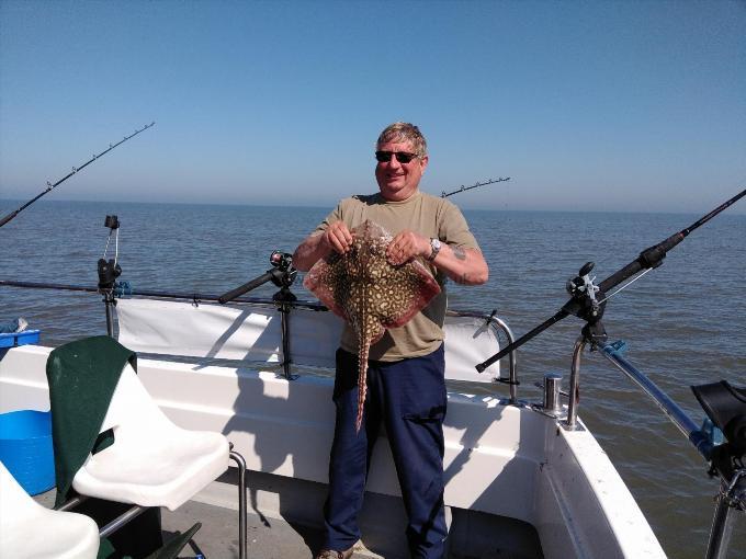 4 lb 5 oz Thornback Ray by Dan