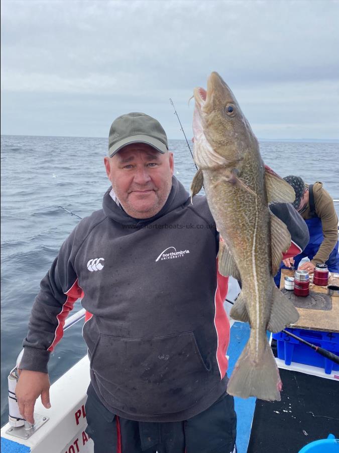 6 lb 12 oz Cod by Chris.