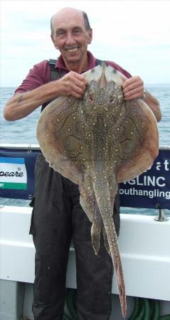 14 lb Undulate Ray by Jerry Knight