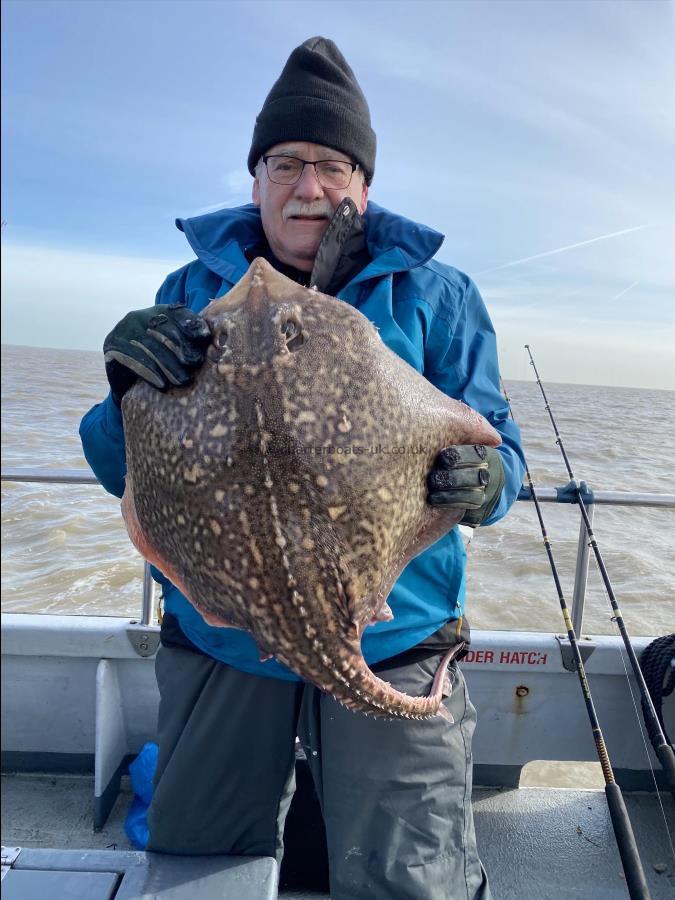 10 lb 6 oz Thornback Ray by Mick