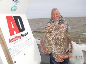 15 lb Thornback Ray by Martin Payne with a cracking thornback