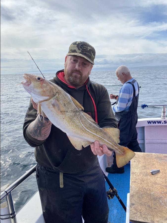 4 lb 14 oz Cod by Ricky Smith.