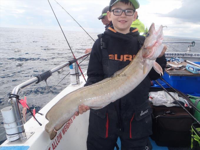 10 lb 3 oz Ling by Jorge Blenkin.
