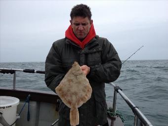 2 lb 12 oz Plaice by Dave Essex