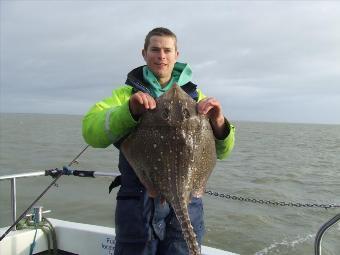 13 lb 8 oz Thornback Ray by scott belbin