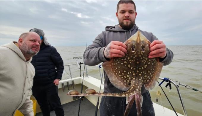 6 lb Thornback Ray by Alfie