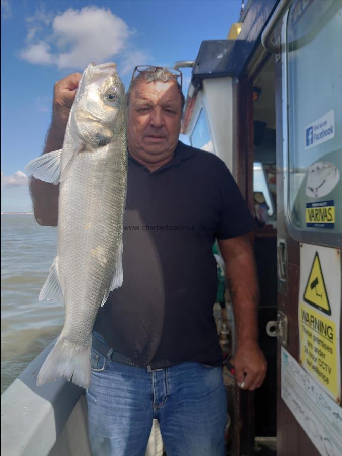 5 lb 1 oz Bass by Chris