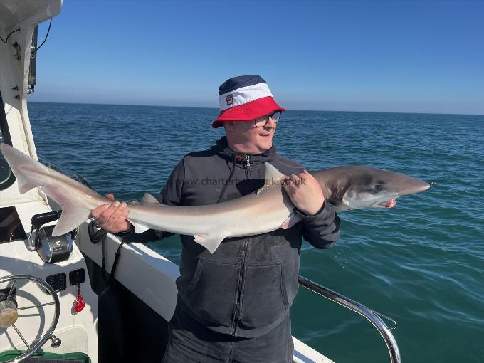25 lb Tope by Unknown