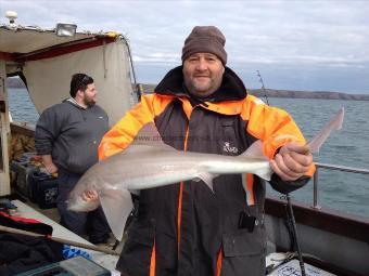 8 lb Smooth-hound by Beef