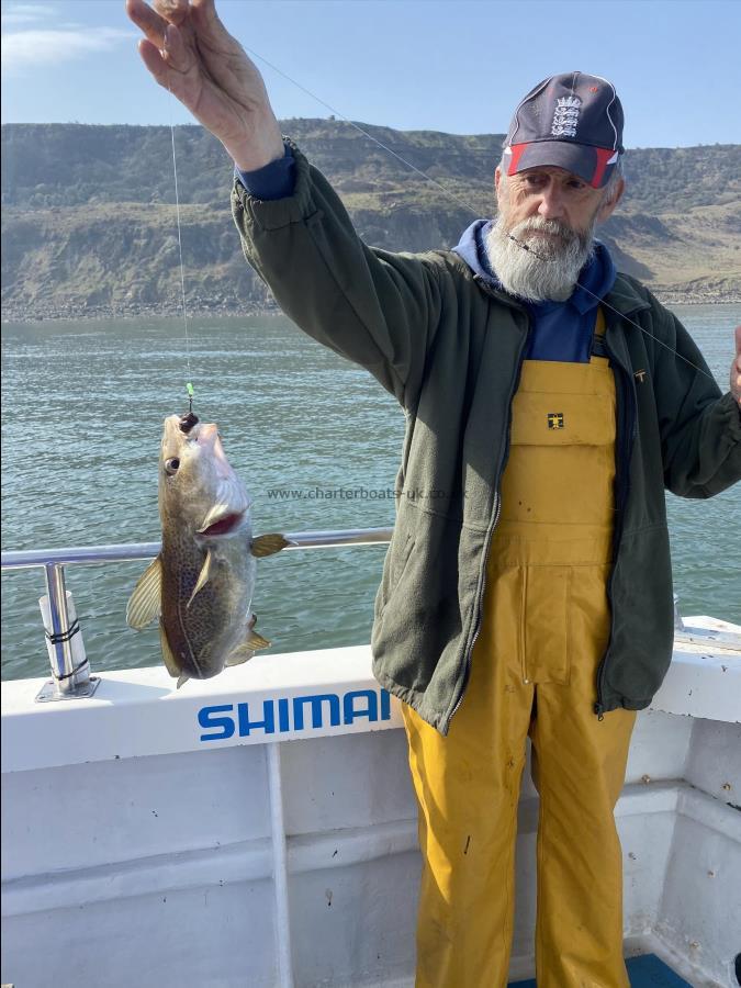 2 lb 14 oz Cod by Ian.