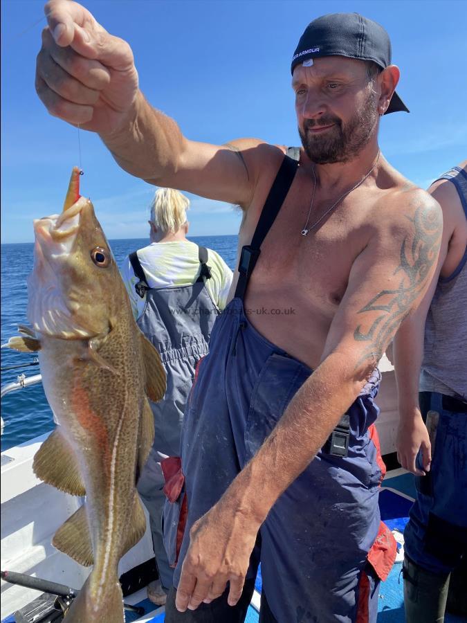 4 lb 14 oz Cod by Andy Holmes.