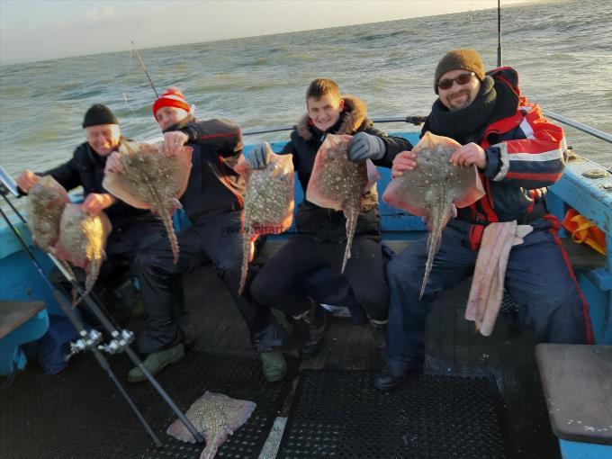 8 lb Thornback Ray by Individual day