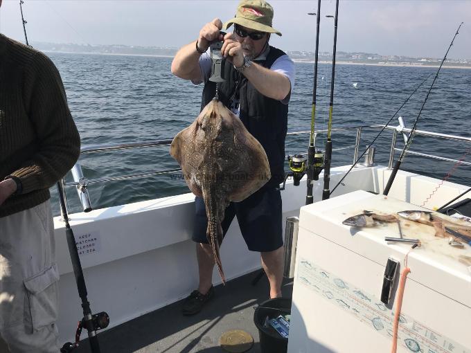 11 lb 12 oz Undulate Ray by James