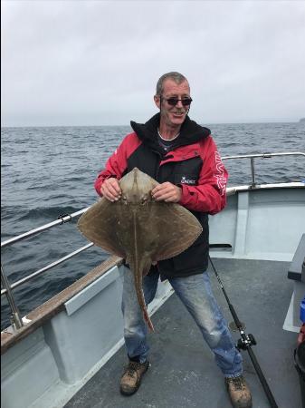 8 lb 2 oz Small-Eyed Ray by Andy