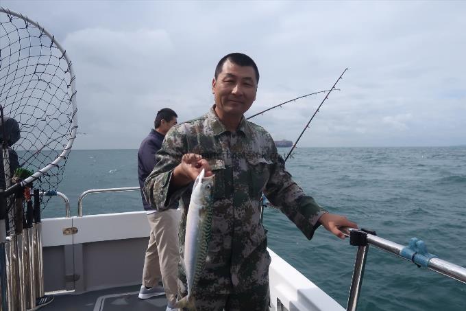 3 lb 5 oz Mackerel by Unknown