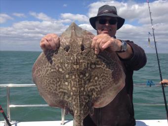 12 lb 4 oz Thornback Ray by unknown