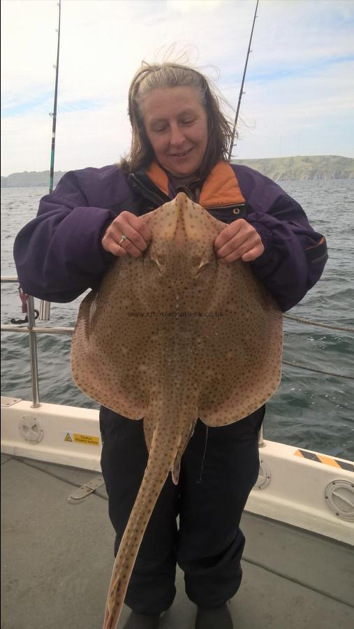 12 lb 12 oz Blonde Ray by cat