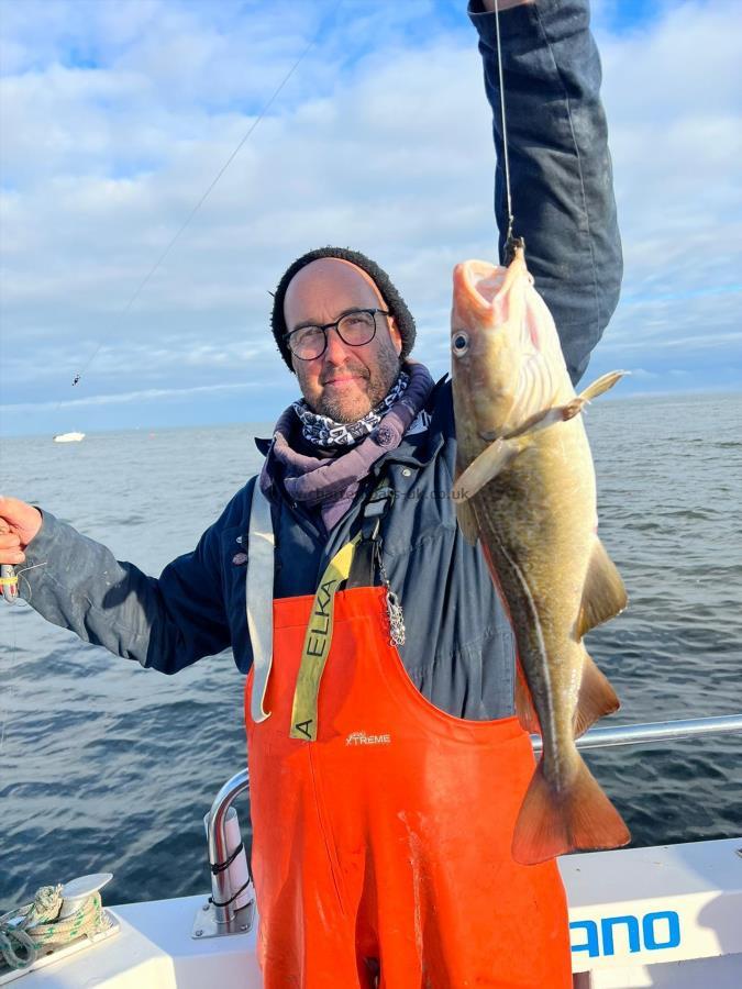 4 lb 6 oz Cod by Skipper.