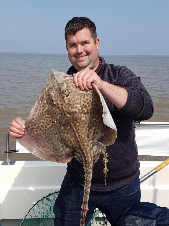 6 lb 5 oz Thornback Ray by Ian Blyth