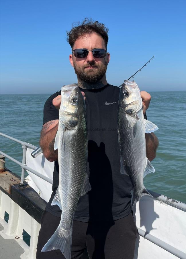 4 oz Bass by Unknown