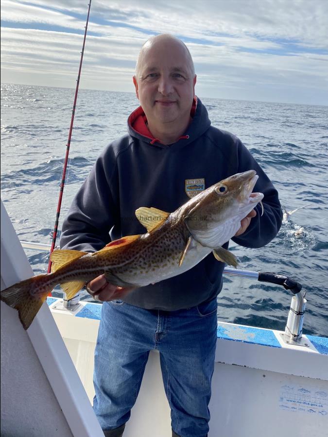 4 lb 14 oz Cod by Dominic.