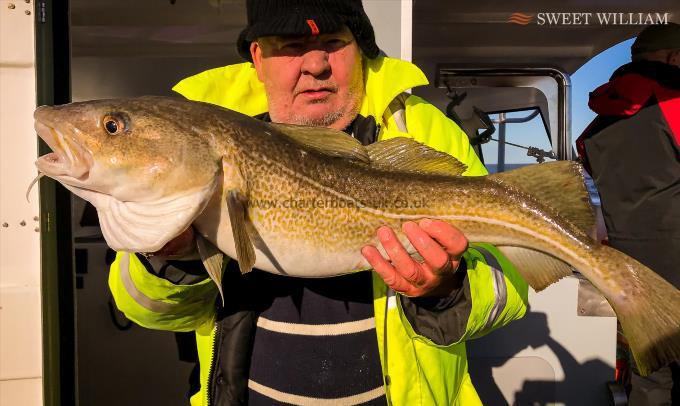 9 lb 11 oz Cod by Eddie