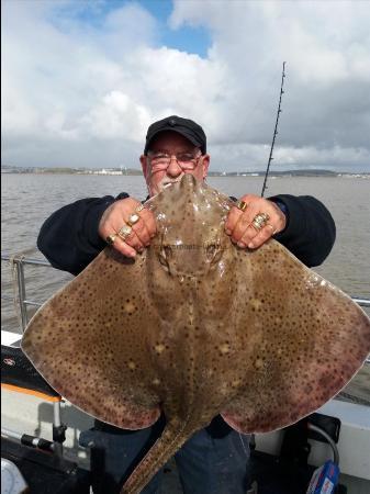 17 lb 8 oz Blonde Ray by Ash