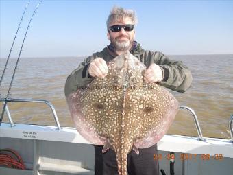 13 lb Thornback Ray by Mark with a cracking thornback
