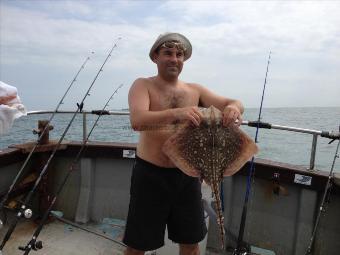 6 lb Thornback Ray by Paul`s Bro