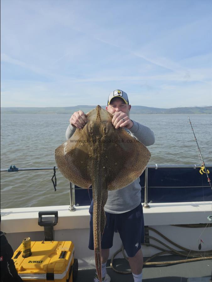 11 lb 2 oz Blonde Ray by Unknown