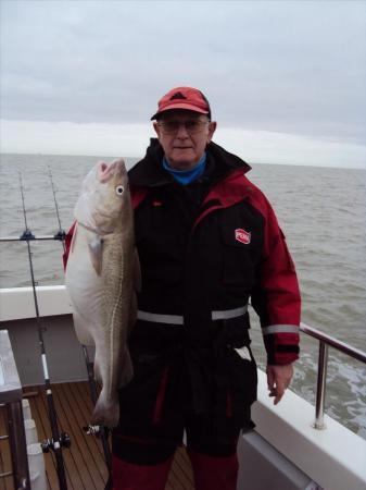 9 lb 8 oz Cod by Mel Murfitt