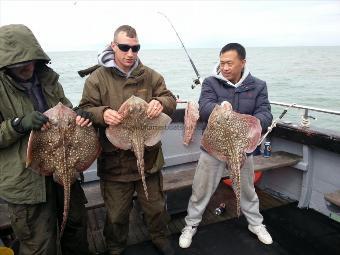 9 lb 1 oz Thornback Ray by Matt party