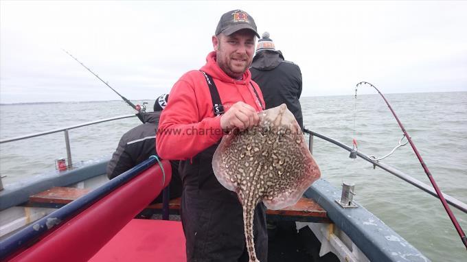5 lb 1 oz Thornback Ray by Terry from Kent