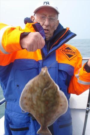 2 lb 4 oz Plaice by Mell