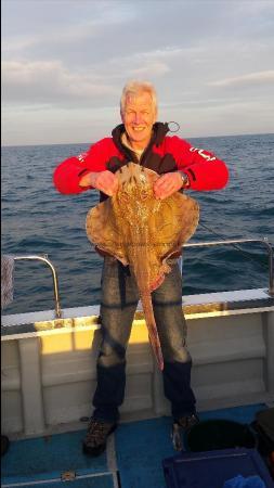 15 lb Undulate Ray by Peter Smith